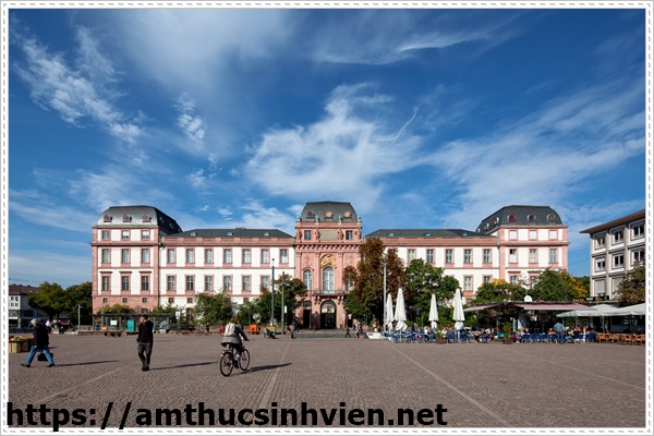 Đại học C&ocirc;ng nghệ Kaiserslautern tại Đức