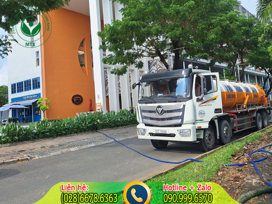 Dịch vụ cho thu&ecirc; xe bồn h&uacute;t chất thải